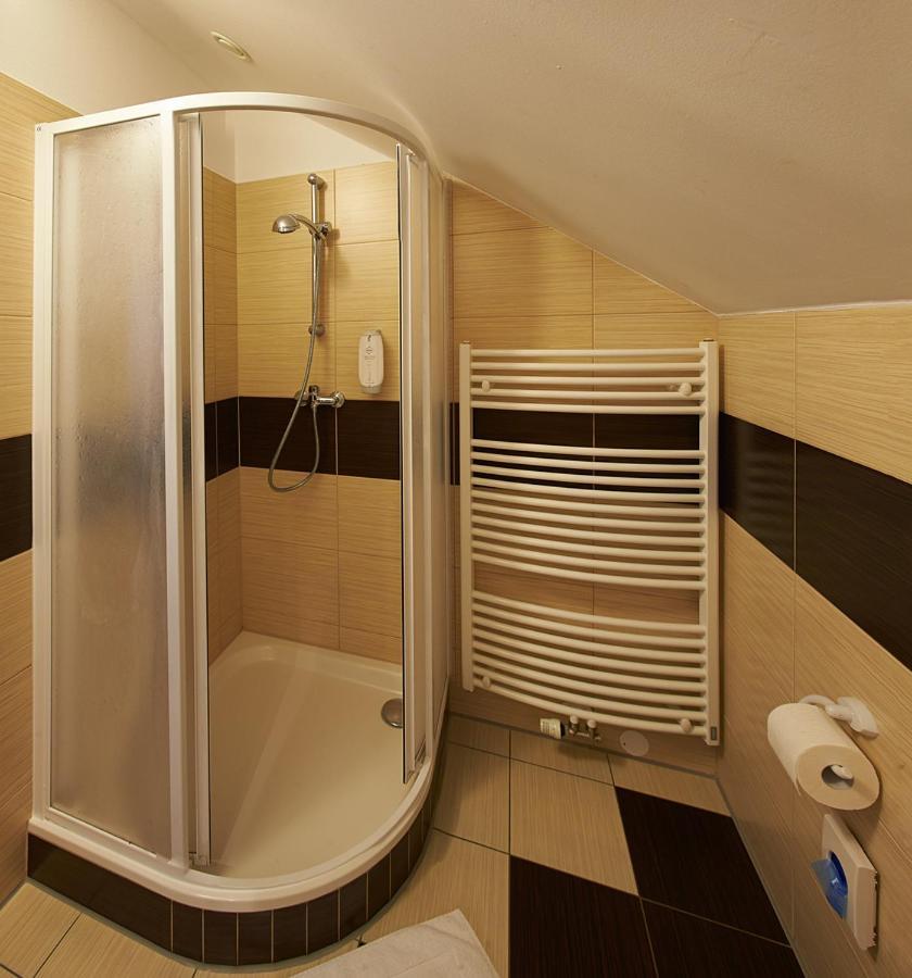Hotel Horse Riding - Jezdecky Areal Trsice Room photo