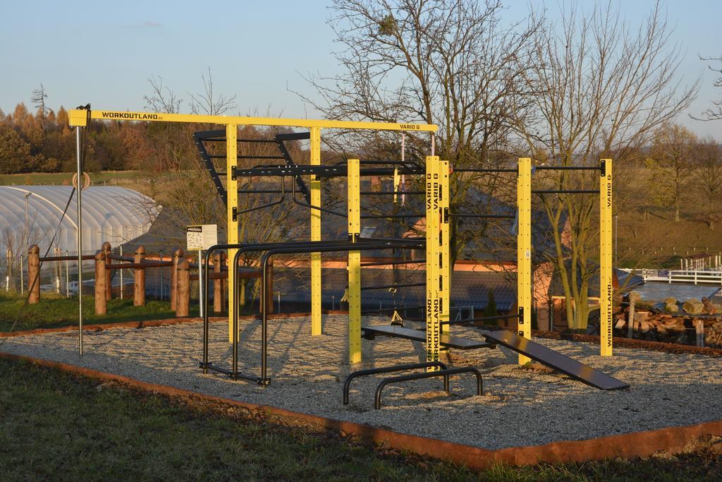 Hotel Horse Riding - Jezdecky Areal Trsice Exterior photo