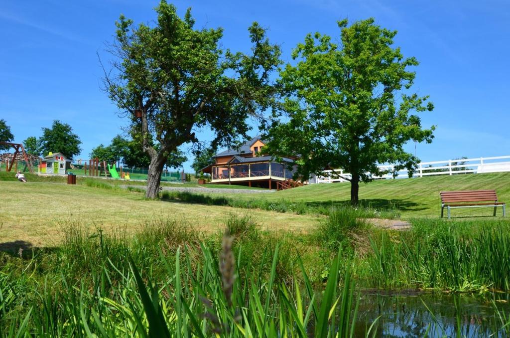 Hotel Horse Riding - Jezdecky Areal Trsice Exterior photo